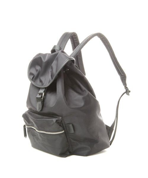 JEANASIS（ジーナシス）の「ナイロンリュック（バッグ・レディース・ブラック/グレー系その他/レッド系その他・ナシ）」の4枚目の写真
