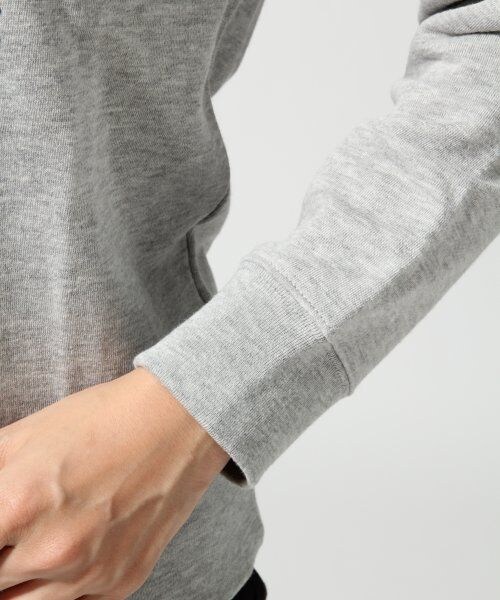 LEPSIM（レプシィム）の「モチーフ＊ロゴウラケプルオーバー（トップス・レディース・オフ/トップグレー/チャコールグレー/ネイビー・Ｍ/Ｌ）」の14枚目の写真