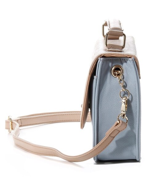 VIS（ビス）の「フラップ付ミニショルダーバッグ（バッグ・レディース・ベージュ/ネイビー・M）」の4枚目の写真