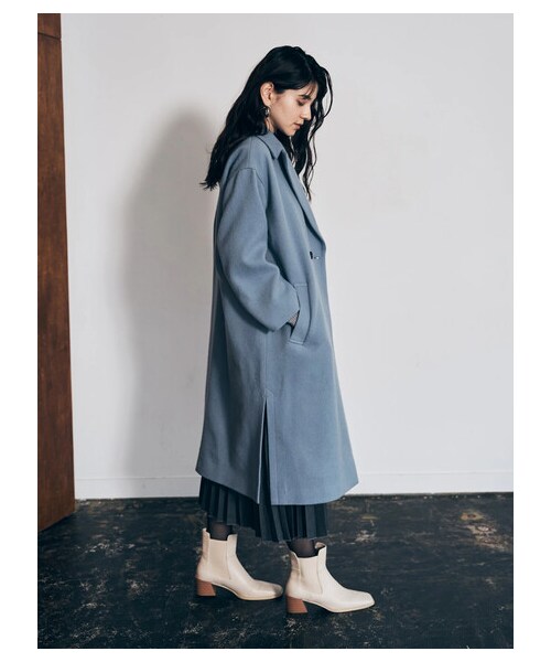 YECCA VECCA（イェッカヴェッカ）の「P.スリットデザインダブルコート  