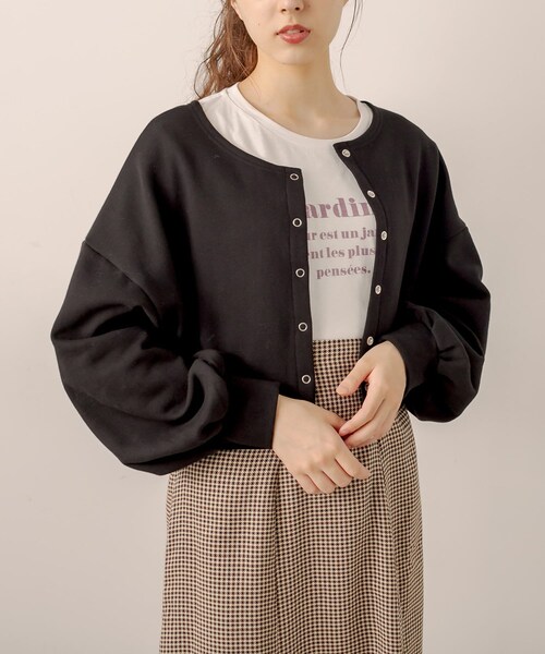 OLIVE des OLIVE（オリーブデオリーブ）の「裏起毛ダブルフロントトップス（カーディガン/ボレロ・レディース・ブラウン/レッド/ブラック/ライトグレー・FREE）」の2枚目の写真