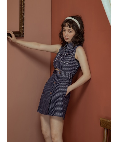 Marjorie（マージョリー）の「異鄉的遊子，造型鏤空釦飾條紋短洋裝（ワンピース/ドレス・レディース・藍）」の4枚目の写真