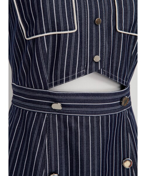 Marjorie（マージョリー）の「異鄉的遊子，造型鏤空釦飾條紋短洋裝（ワンピース/ドレス・レディース・藍）」の10枚目の写真