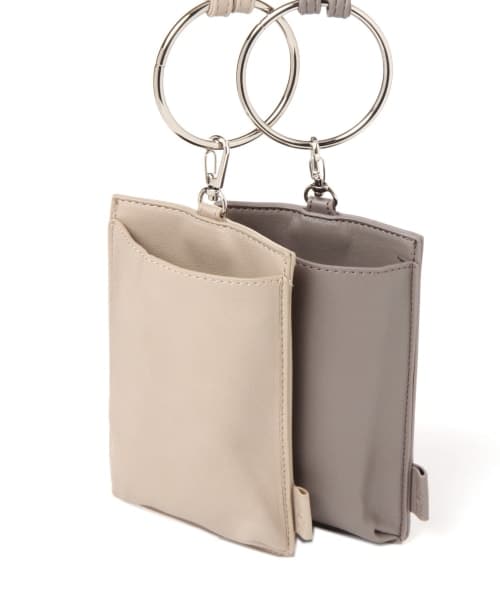 LAKOLE(ラコレ)の「リングマルチショルダーケース(バッグ・ブラック()/ベージュ()/モカ()・F)」の13枚目の写真