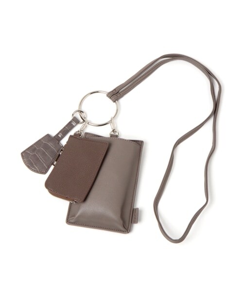 LAKOLE(ラコレ)の「リングマルチショルダーケース(バッグ・ブラック()/ベージュ()/モカ()・F)」の3枚目の写真