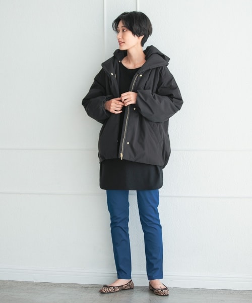 LEPSIM(レプシィム)の「ワイド切り替えチュニックプルオーバー(トップス・オフホワイト/ブラック/グリーン/パープル・FREE SIZE)」の8枚目の写真