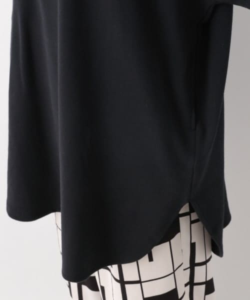 LEPSIM(レプシィム)の「ワイド切り替えチュニックプルオーバー(トップス・オフホワイト/ブラック/グリーン/パープル・FREE SIZE)」の19枚目の写真