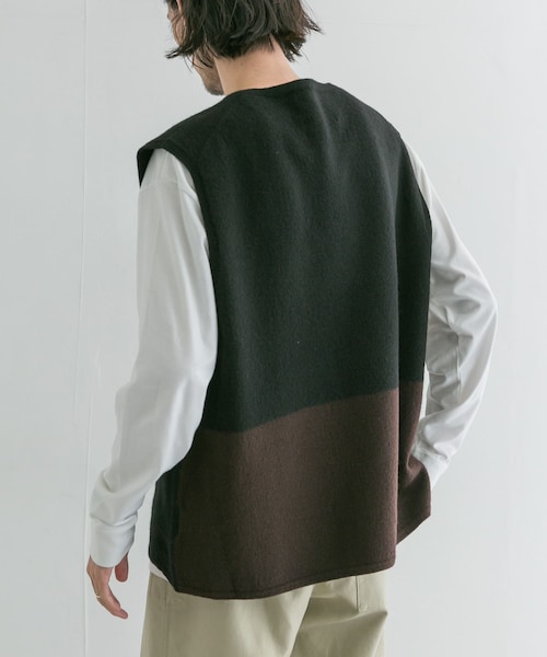 MHL.(エムエイチエル)の「MHL. FELTED DRY WOOL(その他・メンズ・010 BLACK/180 KHAKI・L)」の1枚目の写真