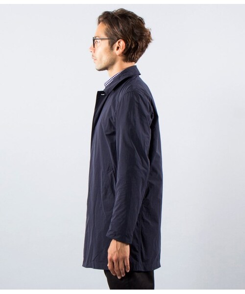 LE JUN（ルジュン）の「割繊メモリーステンコート（コート・メンズ・ベージュ/ネイビー・S/M/L）」の4枚目の写真