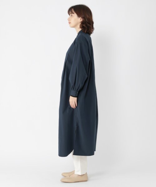 studio CLIP（スタディオクリップ）の「シワになりにくいワンピース（ワンピース/ドレス・ブラウン/カーキ/ネイビー・F）」の9枚目の写真