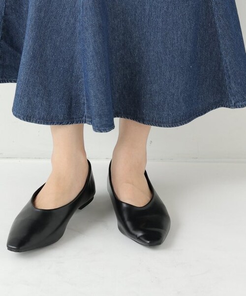 RAY CASSIN（レイカズン）の「スクエアトゥフラットシューズ（シューズ・レディース・黒/ブルー/グレージュ/クロ系・S/M/L）」の10枚目の写真