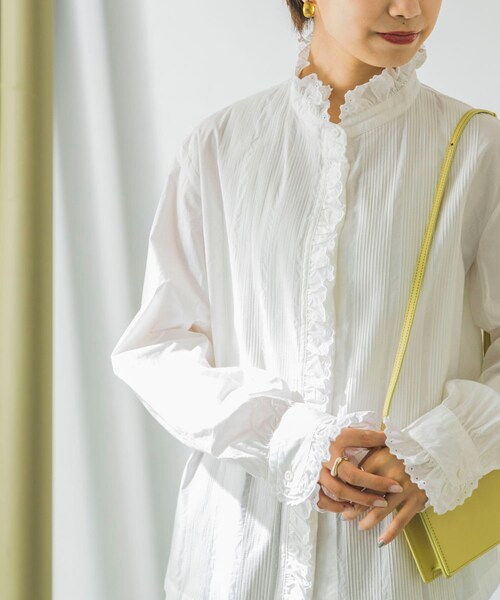 Scye(サイ)の「Scye Slub Cotton Poplin Blouse(その他・レディース・オフシロ・38)」の2枚目の写真