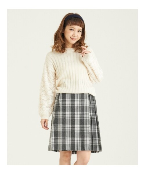 MAJESTIC LEGON(マジェスティックレゴン)の「○ラップ風プリーツスカート(パンツ・レディース・ブラック柄/レッド柄/ネイビー/グレー・Free)」の8枚目の写真