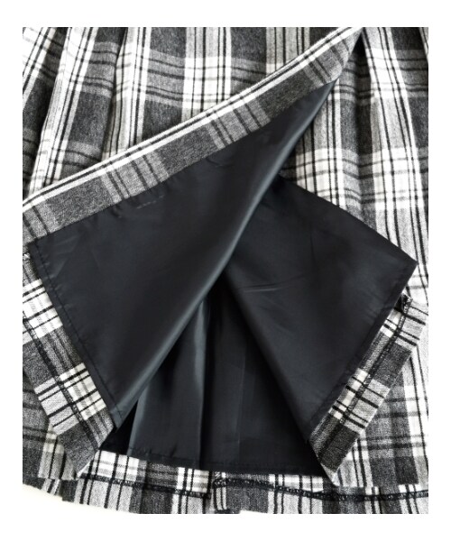 MAJESTIC LEGON(マジェスティックレゴン)の「○ラップ風プリーツスカート(パンツ・レディース・ブラック柄/レッド柄/ネイビー/グレー・Free)」の6枚目の写真
