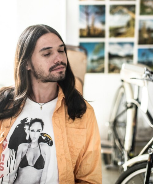 glamb(グラム)の「Lucky T(トップス・メンズ・White/Black/Moku gray/Khaki・Size1/Size2/Size3/Size4)」の8枚目の写真