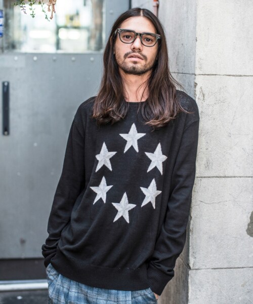 glamb（グラム）の「Round star knit（トップス・メンズ・White/Black/Red・Size1/Size2/Size3/Size4）」の5枚目の写真