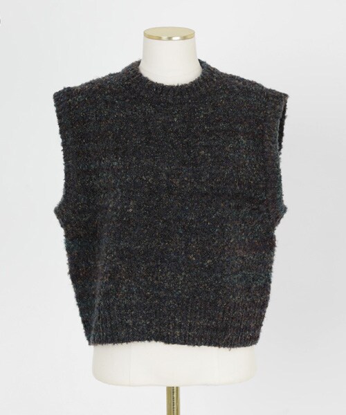 imvely（-）の「[IMVELY] グラデーションクロップドベスト（ベスト・レディース・그린・FREE0(ミニブリー/XS~M), FREE1(一般ブリー/XS~M)）」の2枚目の写真