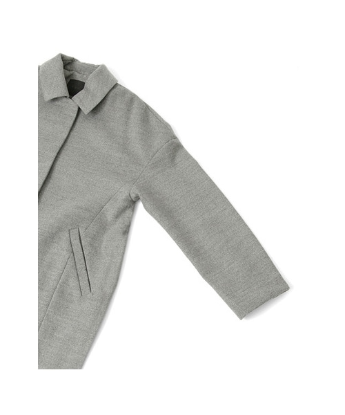 KBF（ケイビーエフ）の「コクーンシルエットコート（ジャケット/アウター・レディース・CAMEL/GRAY/NAVY・one）」の10枚目の写真