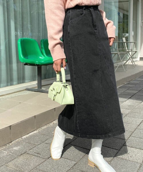 DHOLIC（ディーホリック）の「バックスリットデニムスカート（スカート・レディース・ブルー/ブラック・ONESIZE）」の2枚目の写真