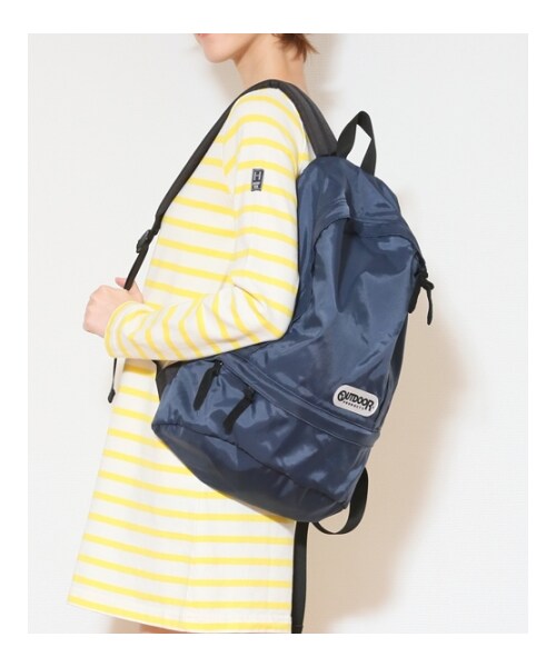 HOLIDAY(ホリデイ)の「《予約商品》holiday×OUTDOOR BACKPACK(バッグ・レディース・BEIGE/RED/NAVY・ONE SIZE)」の3枚目の写真