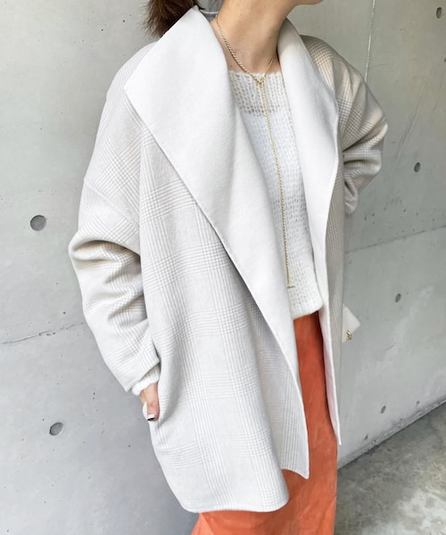 DouDou（ドゥドゥ）の「ミドル丈リバーコート（その他アウター・レディース・オフホワイト/ベージュ・F）」の2枚目の写真