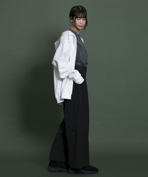 Uiscel（ユイセル）の「Uiscel 撥水2WAYオーバーパンツ（その他・メンズ・BLACK/KHAKI・one）」の16枚目の写真