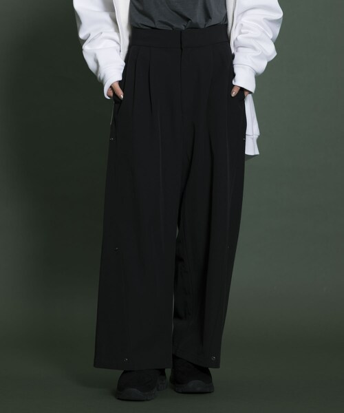 Uiscel（ユイセル）の「Uiscel 撥水2WAYオーバーパンツ（その他・メンズ・BLACK/KHAKI・one）」の13枚目の写真