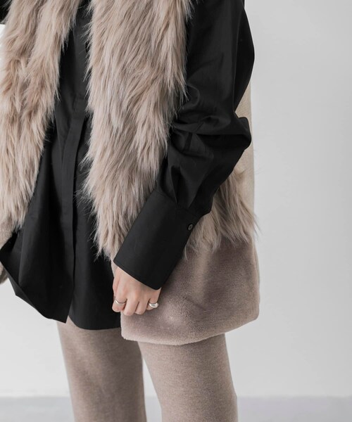 ADAWAS(アダワズ)の「ADAWAS ECO FUR GILET(その他・レディース・SAND/BROWN・FREE)」の4枚目の写真