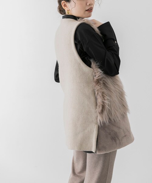 ADAWAS(アダワズ)の「ADAWAS ECO FUR GILET(その他・レディース・SAND/BROWN・FREE)」の8枚目の写真
