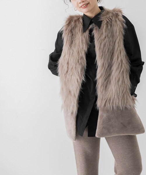 ADAWAS(アダワズ)の「ADAWAS ECO FUR GILET(その他・レディース・SAND/BROWN・FREE)」の7枚目の写真