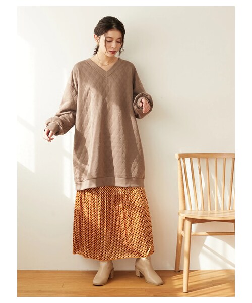 Green　Parks（グリーンパークス）の「・SUGAR SPOON キカガラケシプリーツスカート（スカート・ブラック/イエロー/パープル・F）」の2枚目の写真