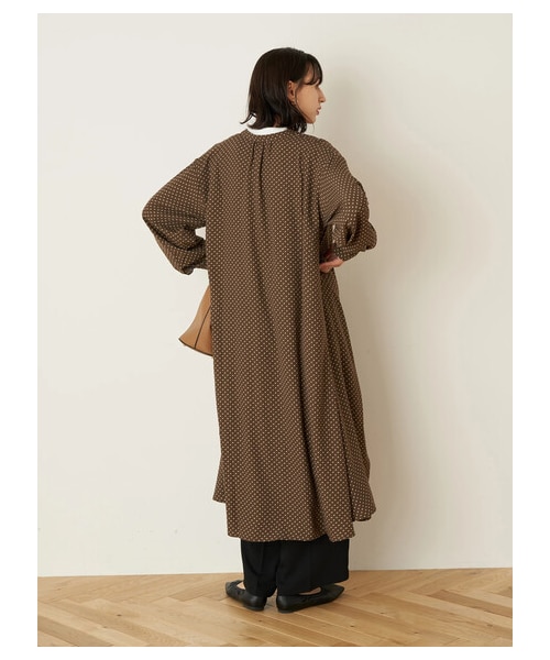 earth music&ecology(アースミュージックアンドエコロジー)の「フラワードットシャツワンピース(ワンピース/ドレス・ブラック/ブラウン/グリーン・F)」の10枚目の写真