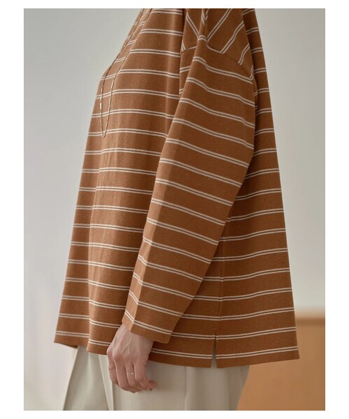 earth music&ecology（アースミュージックアンドエコロジー）の「ECORICHダブルボーダープルオーバー（トップス・オフホワイト/ブラック/ピンク/キャメル/グリーン・F）」の4枚目の写真