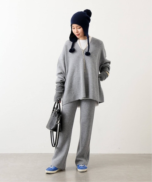 AP STUDIO（エーピーストゥディオ）の「SCENTOF MATIS Vネックプル