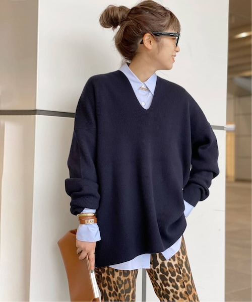 AP STUDIO（エーピーストゥディオ）の「SCENTOF MATIS Vネックプル