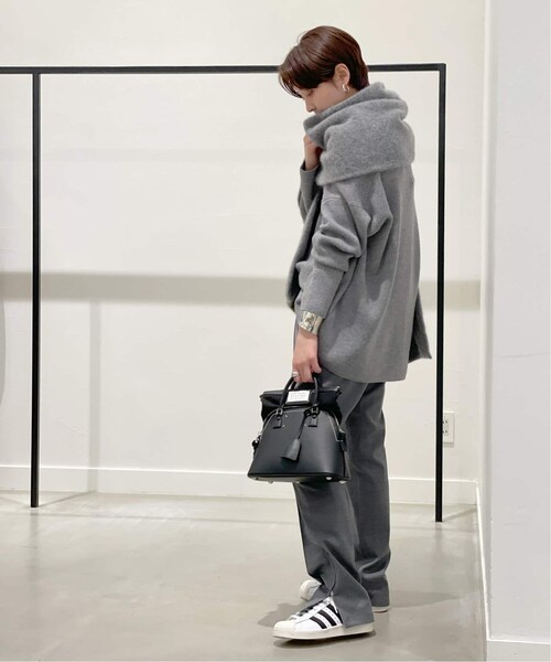 AP STUDIO（エーピーストゥディオ）の「SCENTOF MATIS Vネックプル