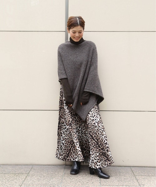 Deuxieme Classe（ドゥーズィエムクラス）の「* ポンチョ