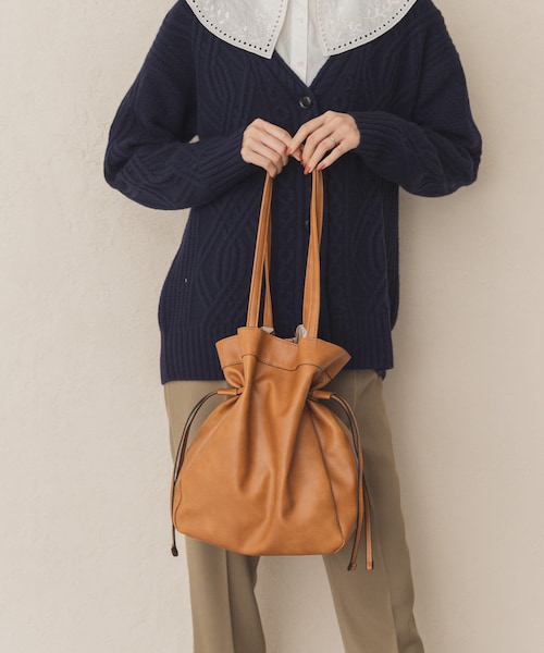RODE SKO(ロデスコ)の「キンチャク風トートバッグ(その他・レディース・IVORY/BLACK/CAMEL/SILVER・one)」の14枚目の写真