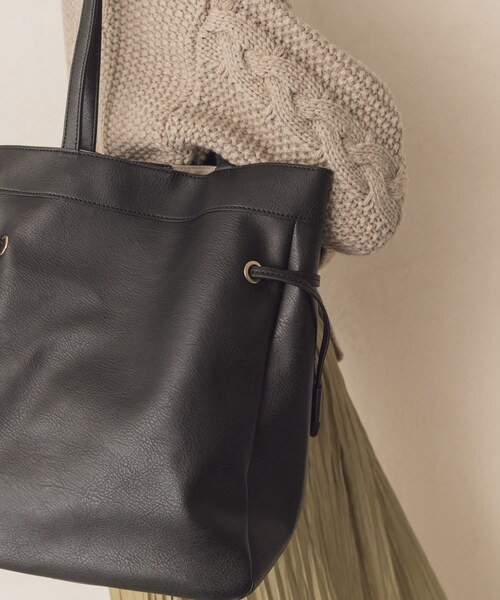 RODE SKO(ロデスコ)の「キンチャク風トートバッグ(その他・レディース・IVORY/BLACK/CAMEL/SILVER・one)」の5枚目の写真