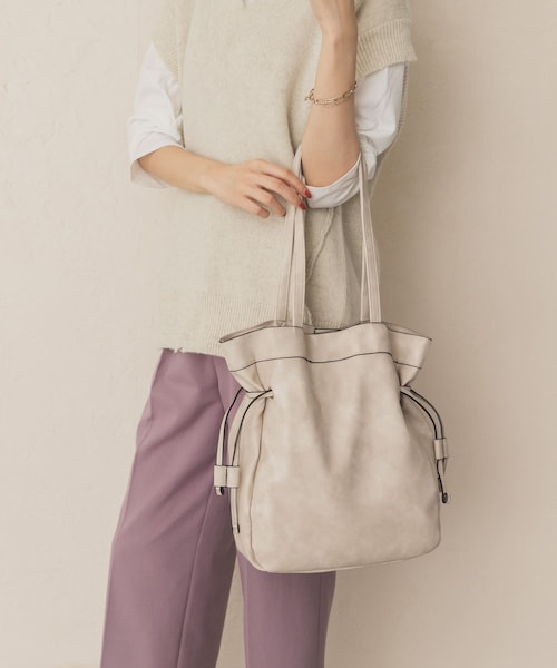 RODE SKO(ロデスコ)の「キンチャク風トートバッグ(その他・レディース・IVORY/BLACK/CAMEL/SILVER・one)」の9枚目の写真
