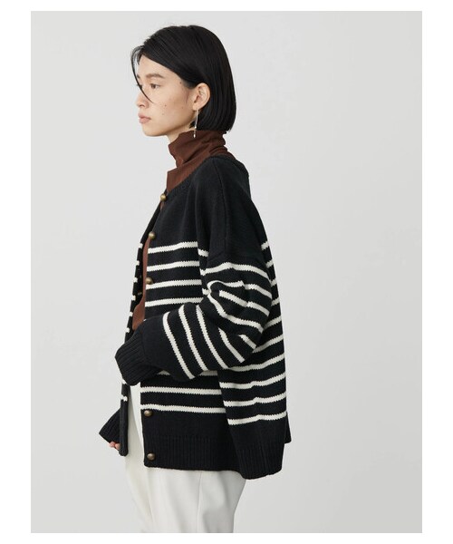 AMERICAN HOLIC（アメリカンホリック）の「2WAYボーダーニットカーディガン（トップス・ボーダーアイボリー/ボーダーネイビー/ボーダーブラック・F）」の2枚目の写真