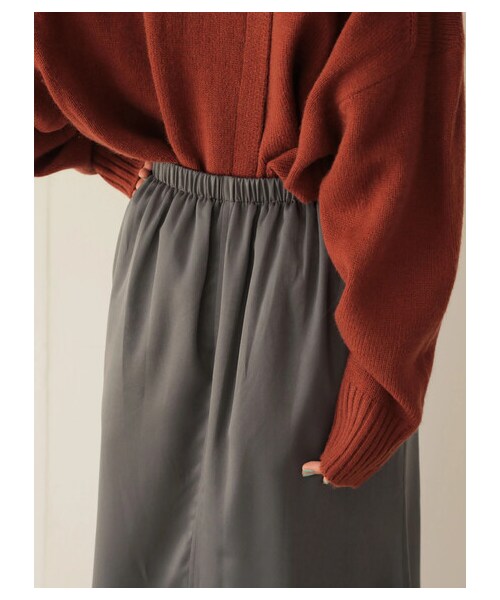 AMERICAN HOLIC(アメリカンホリック)の「マーメイドラインスカート(スカート・チャコールグレー/モカ・S/M/L)」の4枚目の写真