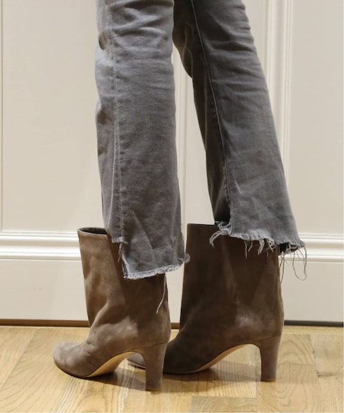 MUSE de Deuxieme classe(ミューズデドゥーズィエムクラス)の「【NEBULONI E./ネブロー二】 スエードショートブーツ(その他・ベージュ/35/36/37/38/39)」の3枚目の写真