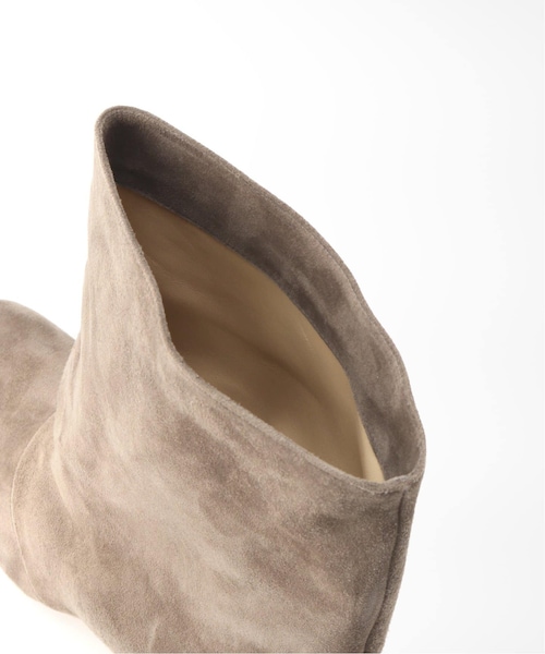 MUSE de Deuxieme classe(ミューズデドゥーズィエムクラス)の「【NEBULONI E./ネブロー二】 スエードショートブーツ(その他・ベージュ/35/36/37/38/39)」の13枚目の写真