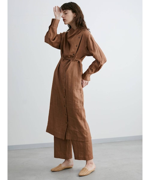 美品✨定価2.4万 エレンディーク ELENDEEK リネンカフタンワンピース ELENDEEK（エレンディーク）の「COVERED LINEN SH OP