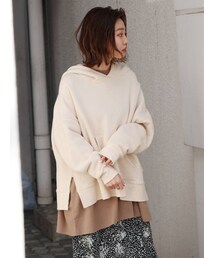 Ungrid（アングリッド）の「スリットワイドパーカー（Tシャツ/カットソー）」