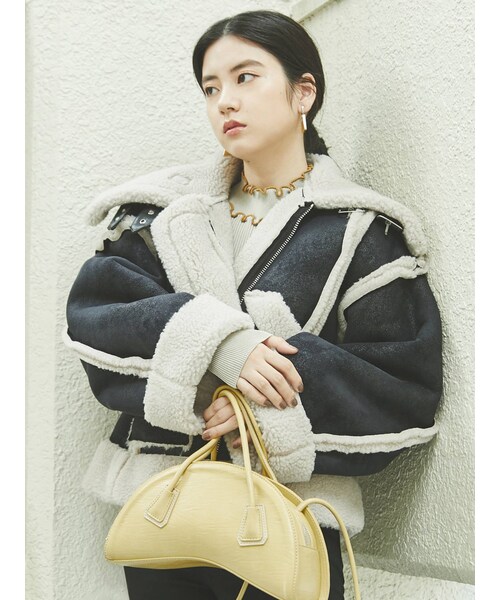 EMODA（エモダ）の「ショートフェイクムートンブルゾン（ブルゾン・アイボリー/ブラック/ライトミックス/ミックス・F）」の16枚目の写真