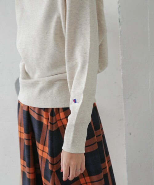 Champion(チャンピオン)の「【別注】Champion×DOORS Cotton French Terry Pullover(その他・レディース・オータムレンガ/オートミール/グレー・M)」の5枚目の写真