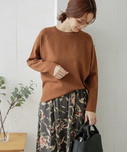 URBAN RESEARCH DOORS（アーバンリサーチドアーズ）の「ドルマンスリーブKNIT（その他・レディース・GREEN/CAMEL/DARK GRAY・one）」の11枚目の写真