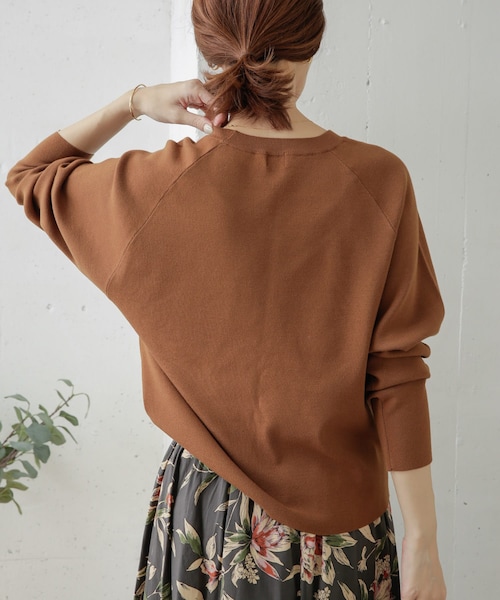 URBAN RESEARCH DOORS（アーバンリサーチドアーズ）の「ドルマンスリーブKNIT（その他・レディース・GREEN/CAMEL/DARK GRAY・one）」の13枚目の写真